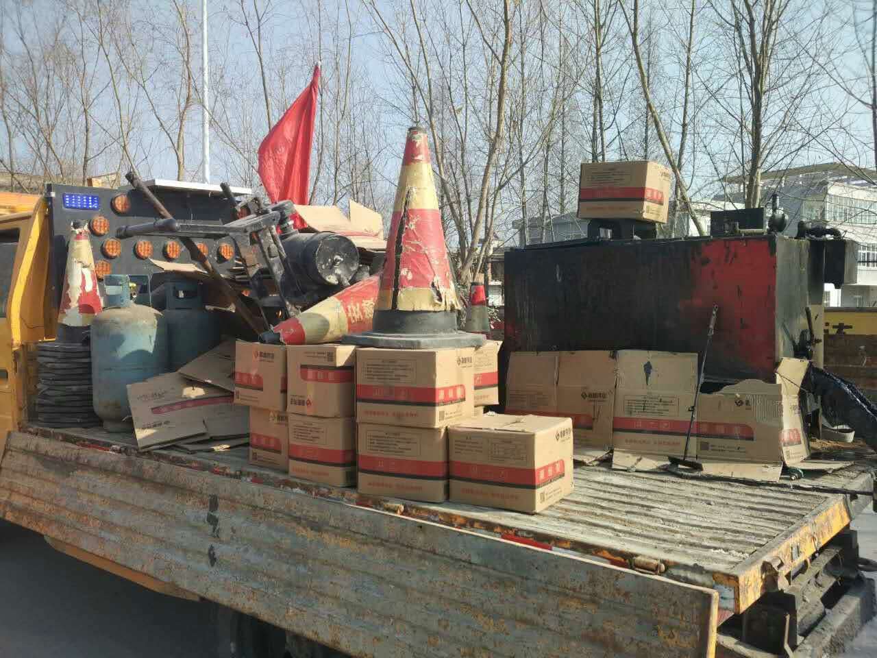 瀝青路面灌縫膠效果不佳是哪步出錯(cuò)了？